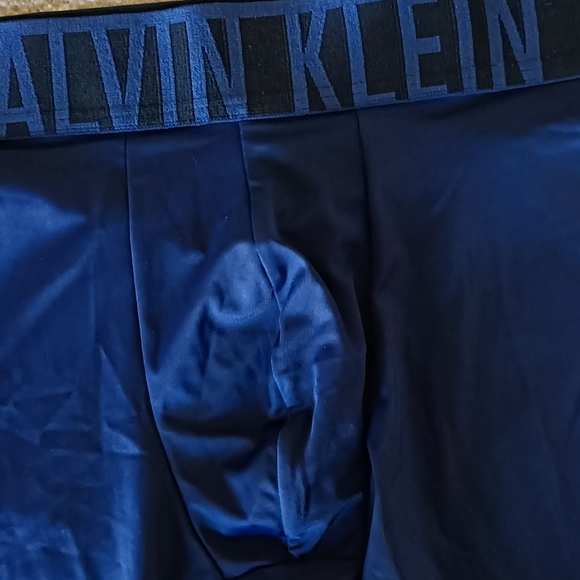 NEW Calvin Klein Men's Intense Power Ultra Cooling Boxer Brief Underwear Small - Picture 3 of 3